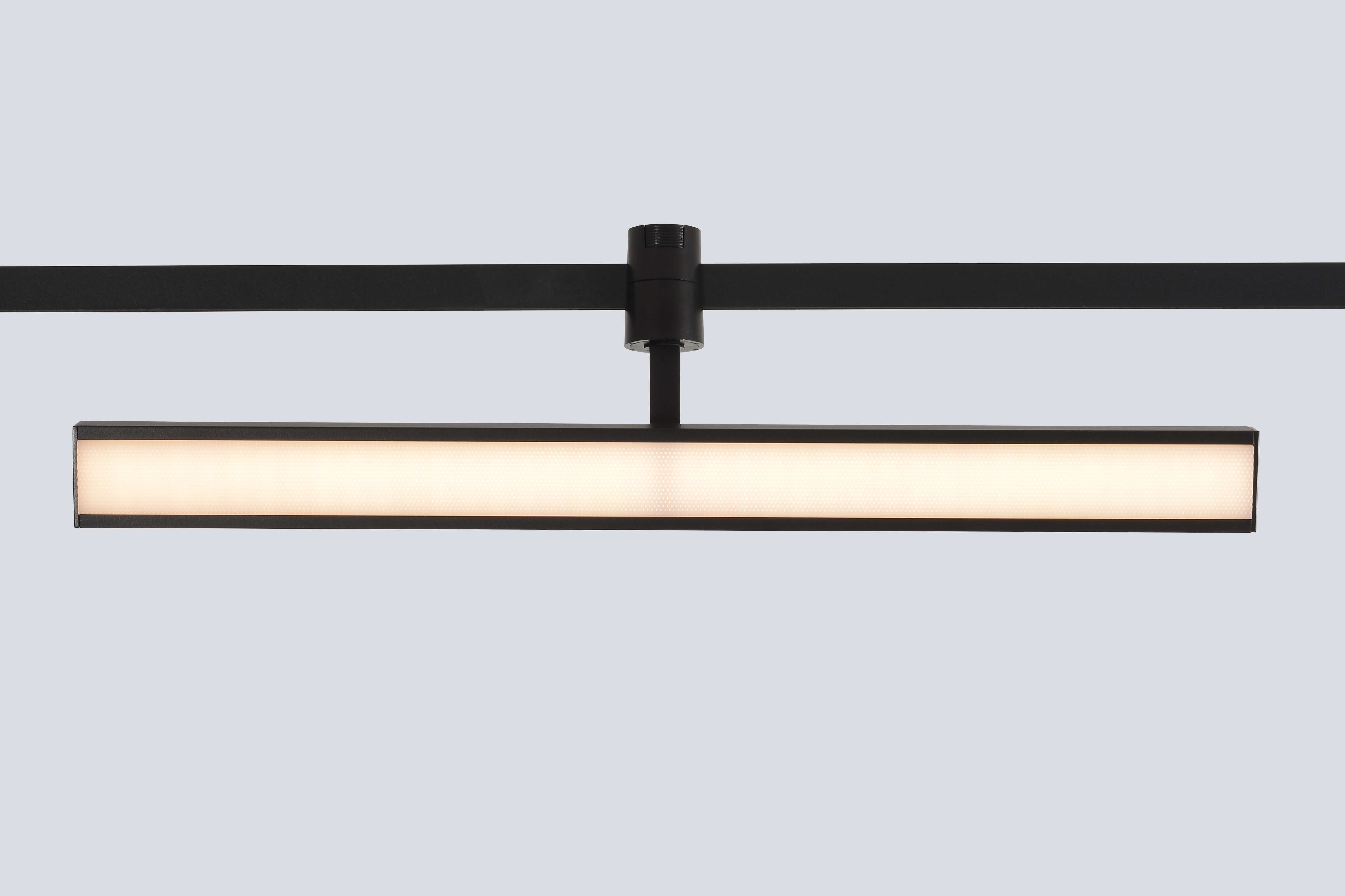 Светильник трековый для гибкой магнитной системы crystal lux clt 0.37 001 18w bl smart